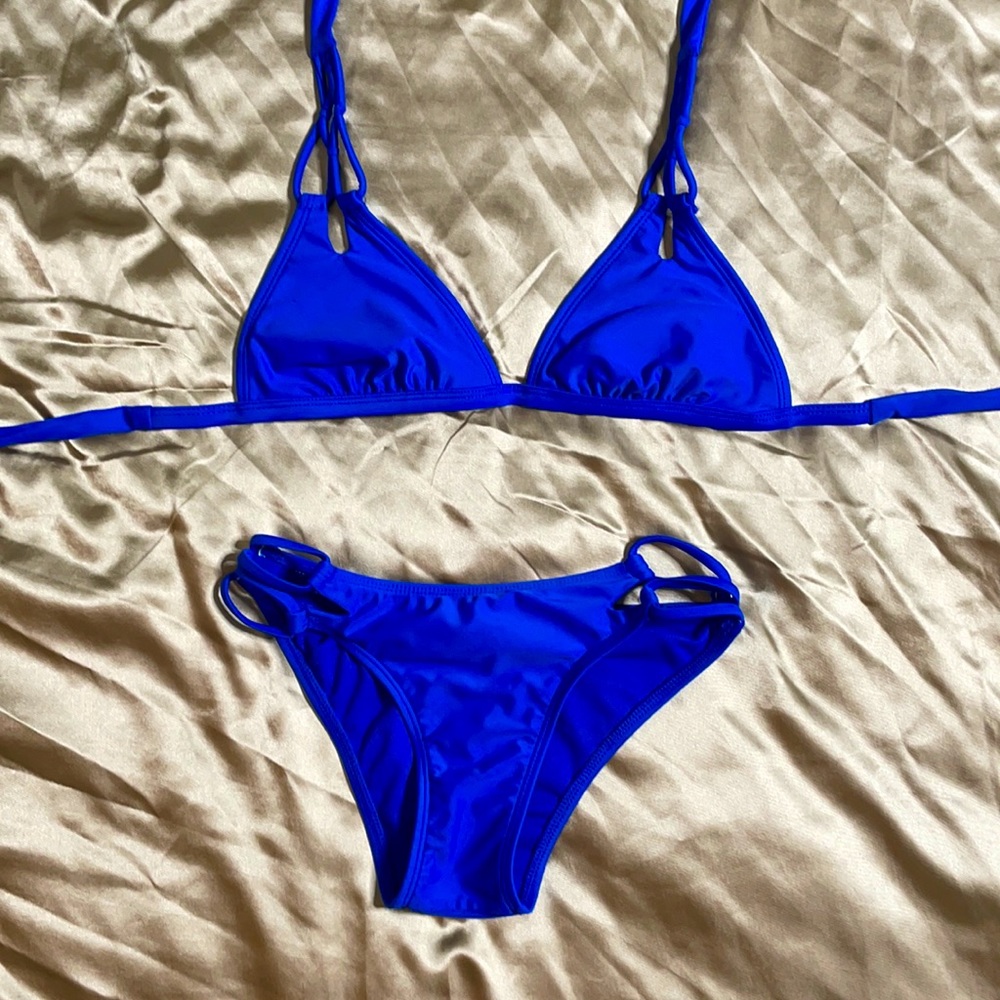 Blue xs bikini!
